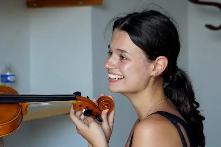 Elise Garzia, violon