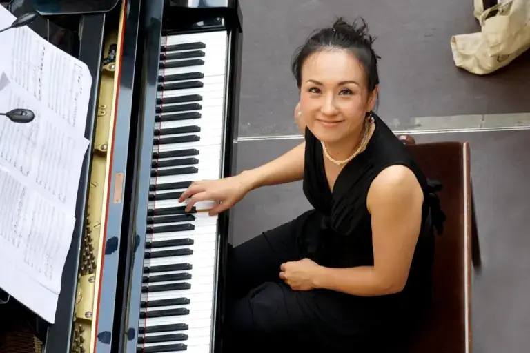 Soomija Park, piano (Klavier)